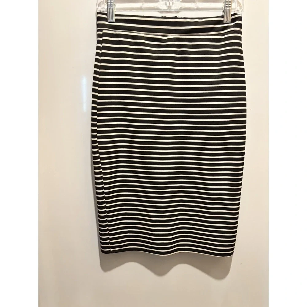 Myth‎ Brand Black & White Striped Skirt Women's Size Medium
